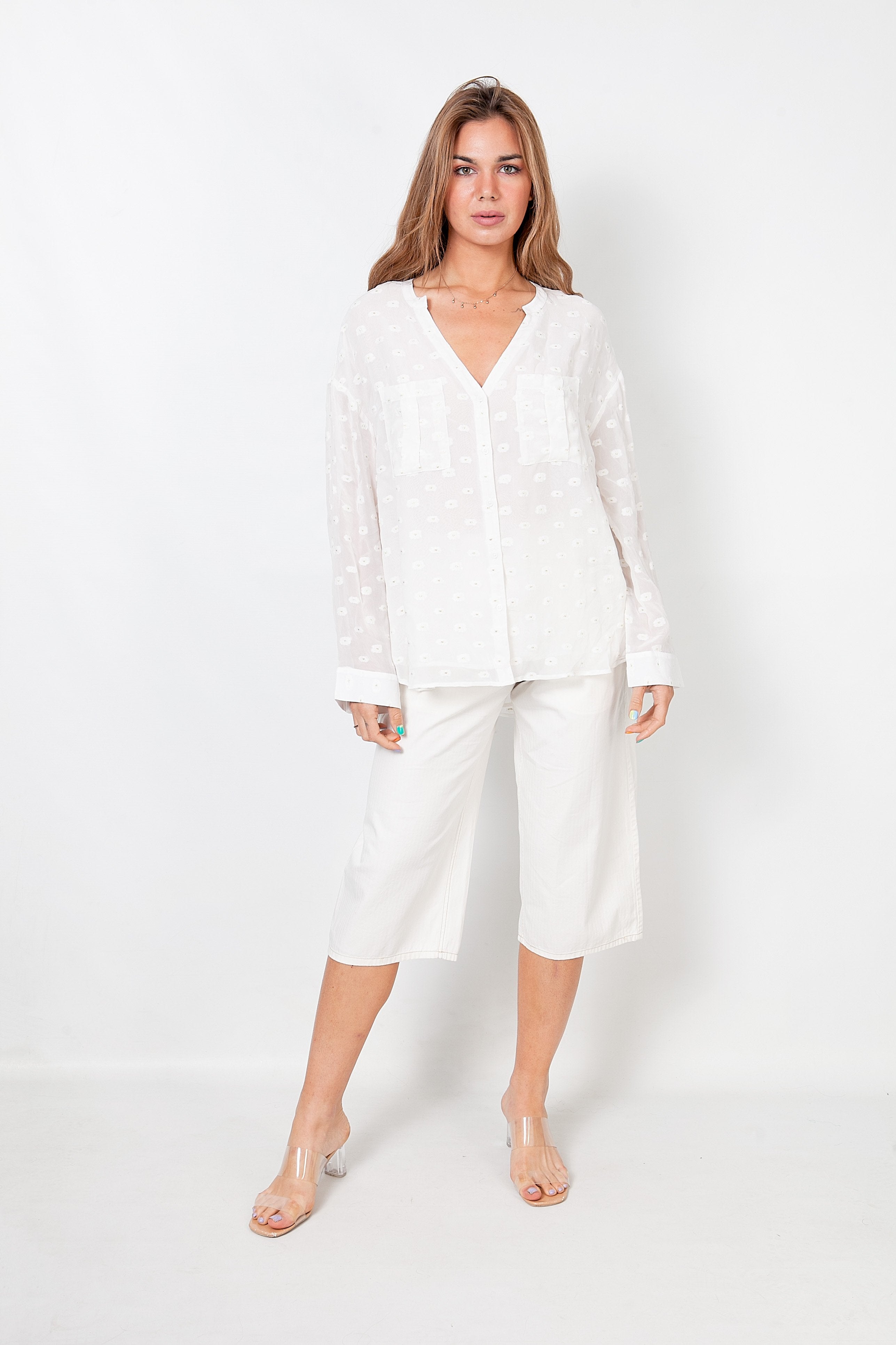 Blusa con cuello en V - Blanco