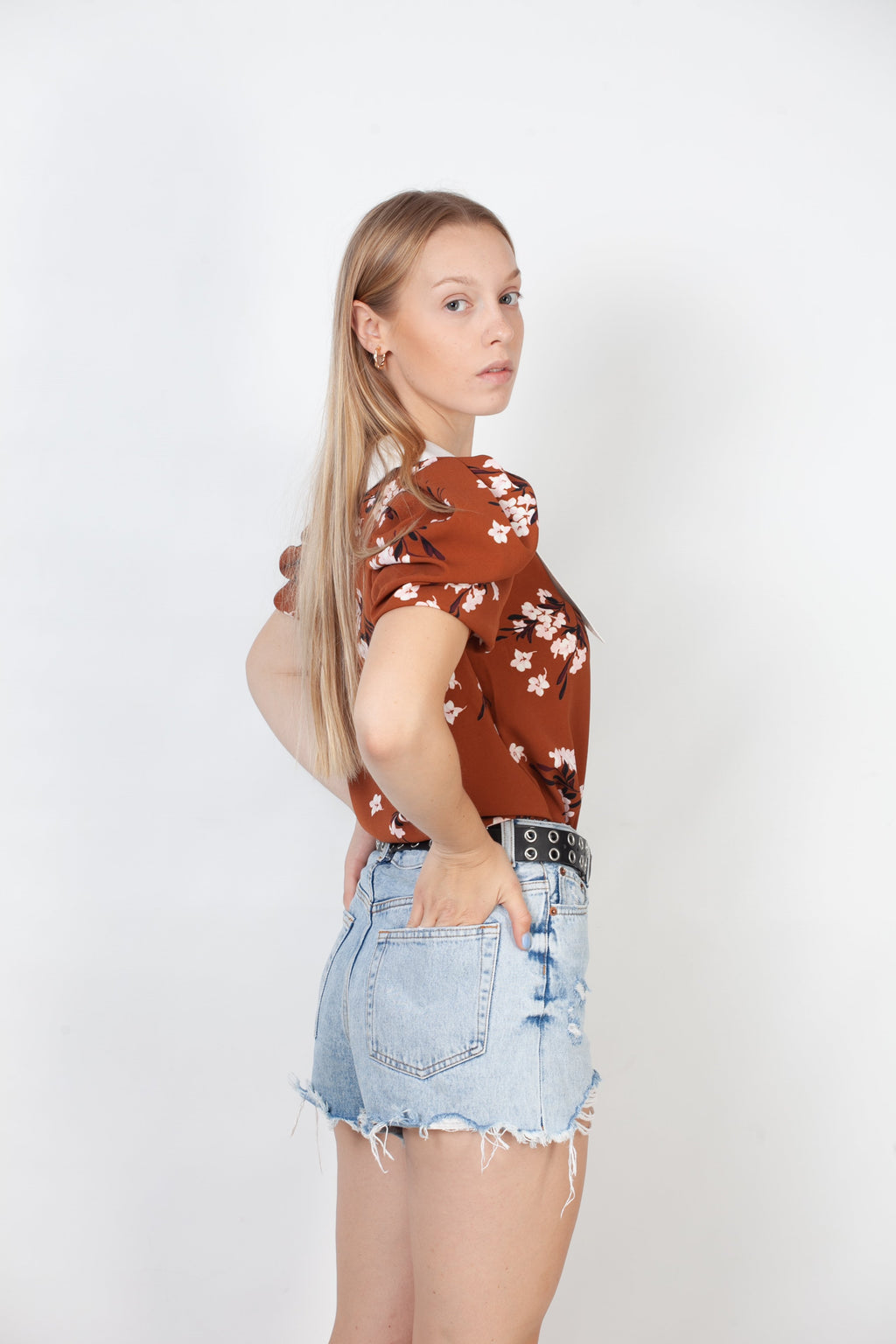 Blusa Cuello Peter Pan- Marron