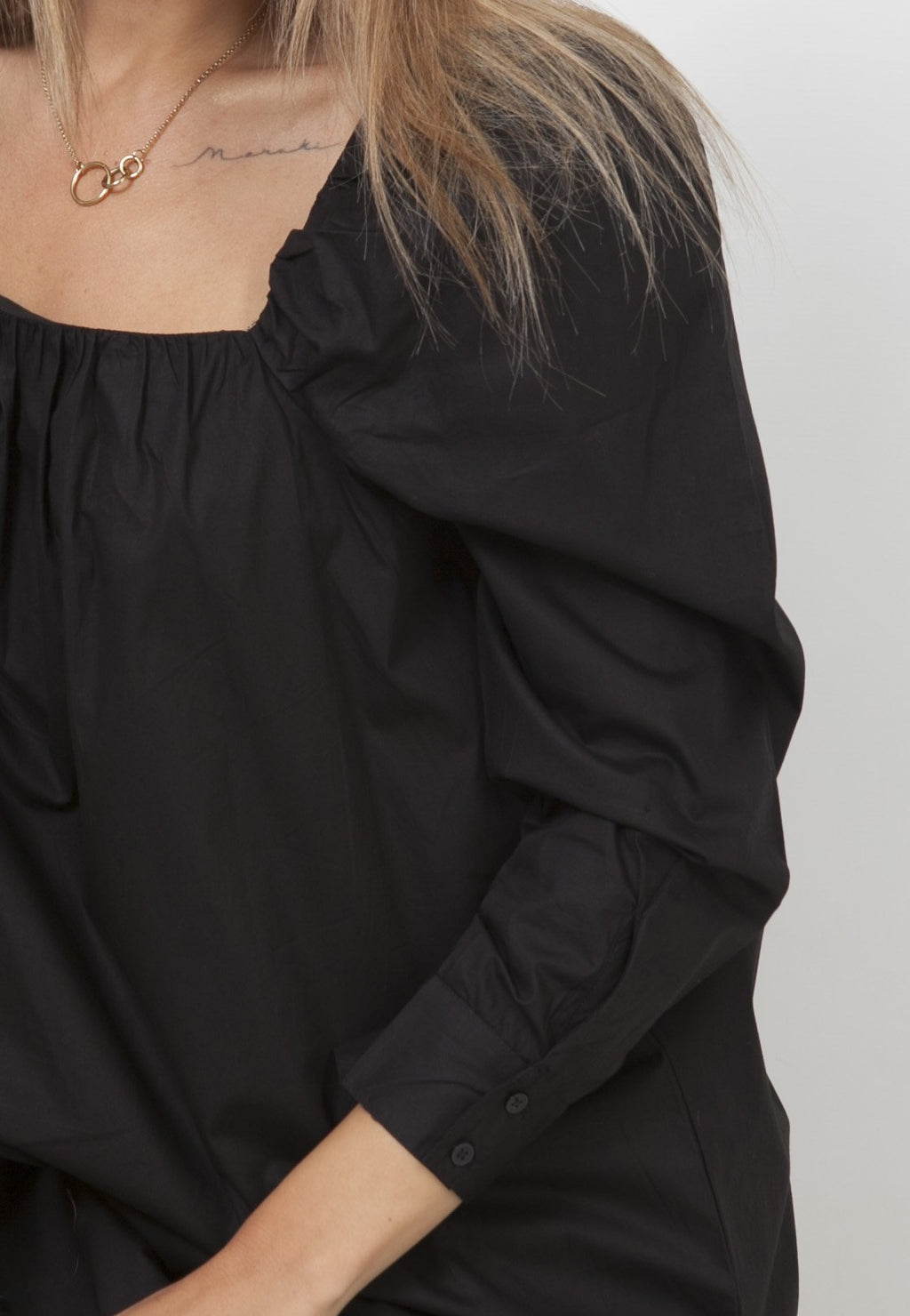 Vestido manga voluminosa - Negro