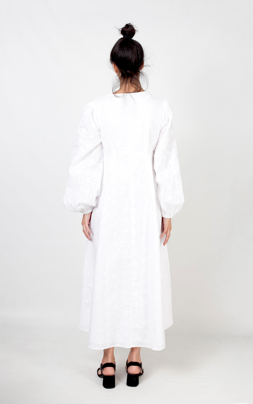 Vestido largo tela calada blanco
