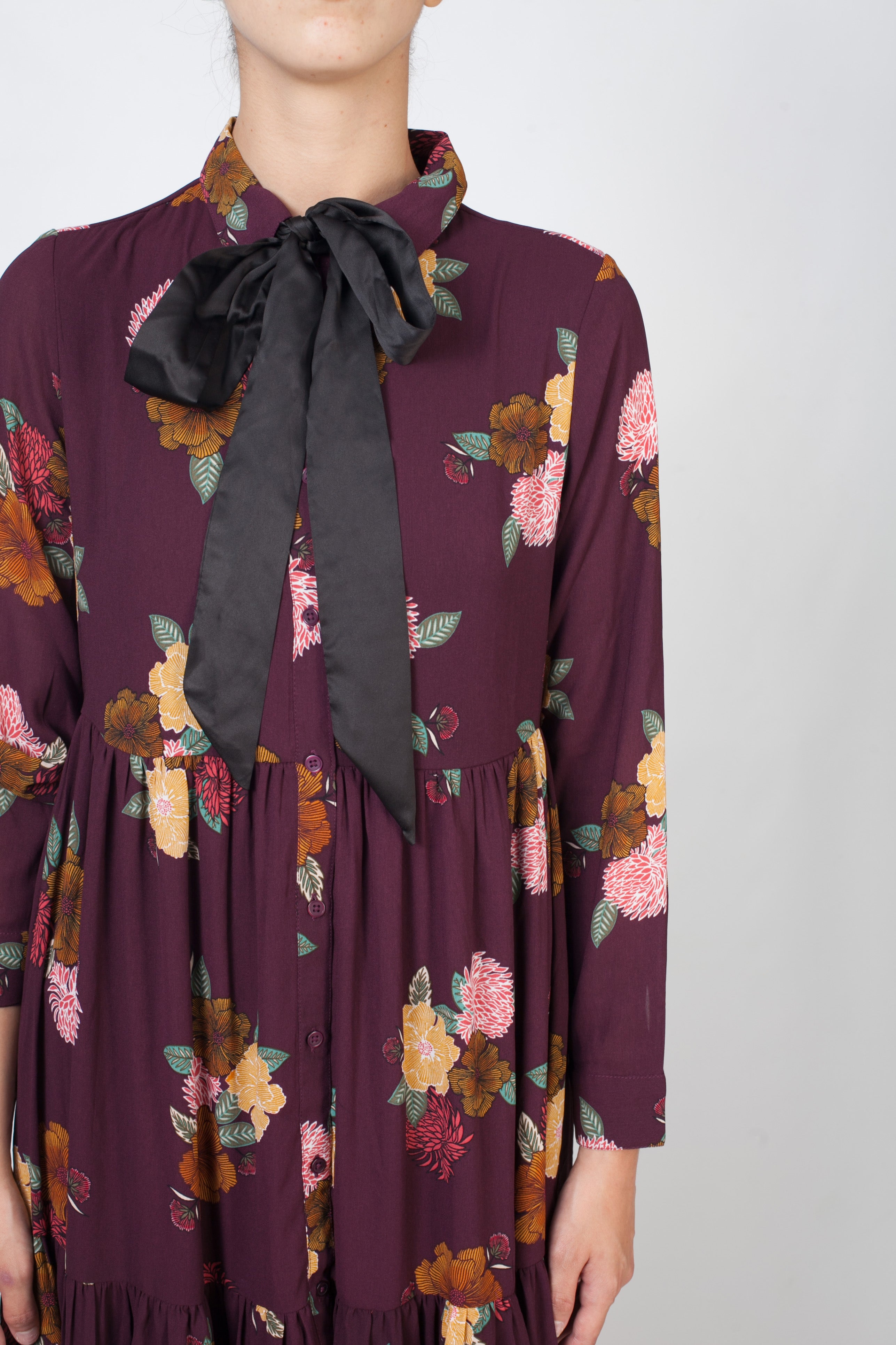 Maxi vestido estampado y con lazo- burdeos