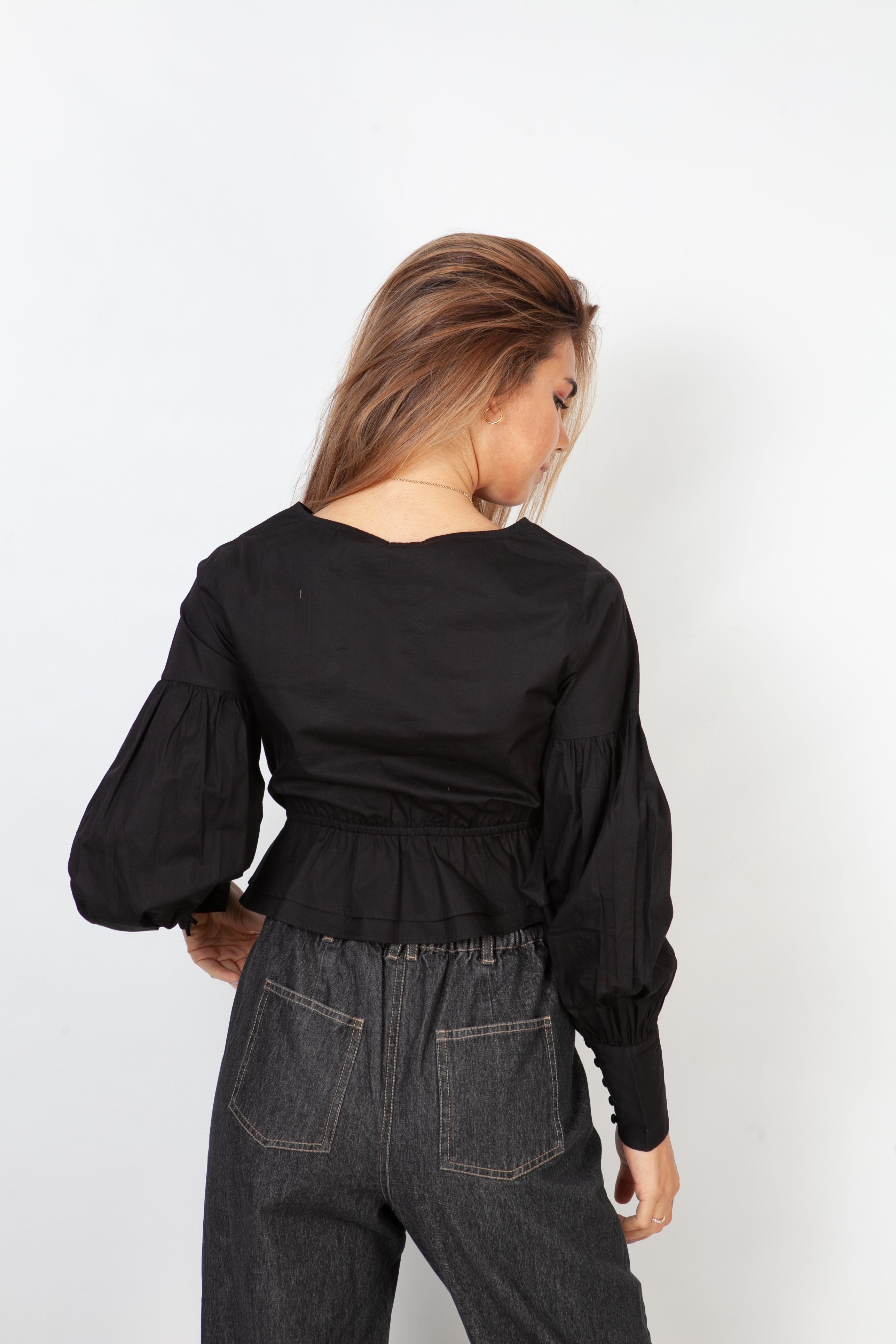 Blusa Cort Campesina-Negra