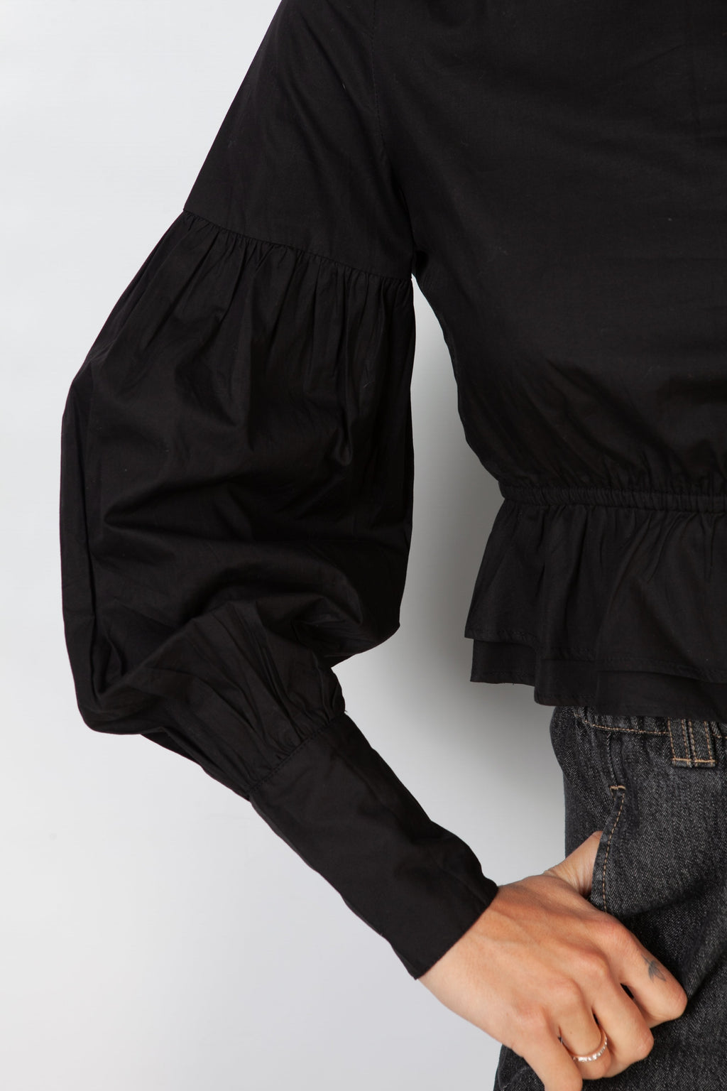 Blusa Cort Campesina-Negra
