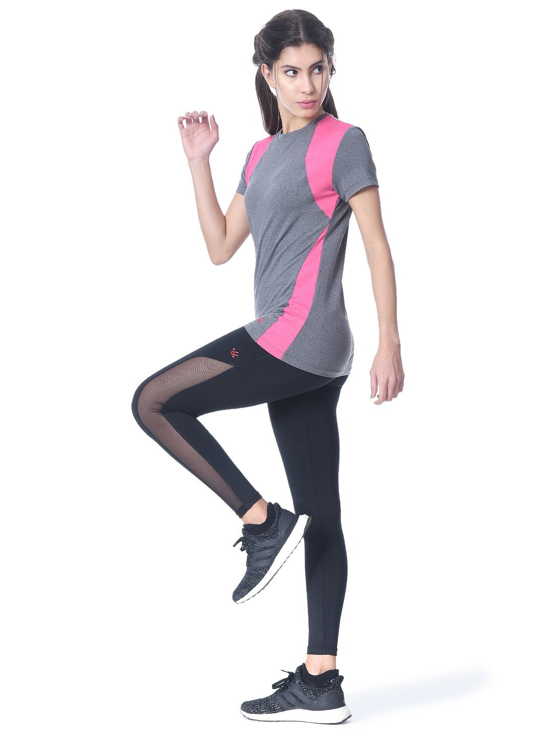 Camiseta Satvik Rosa Gris