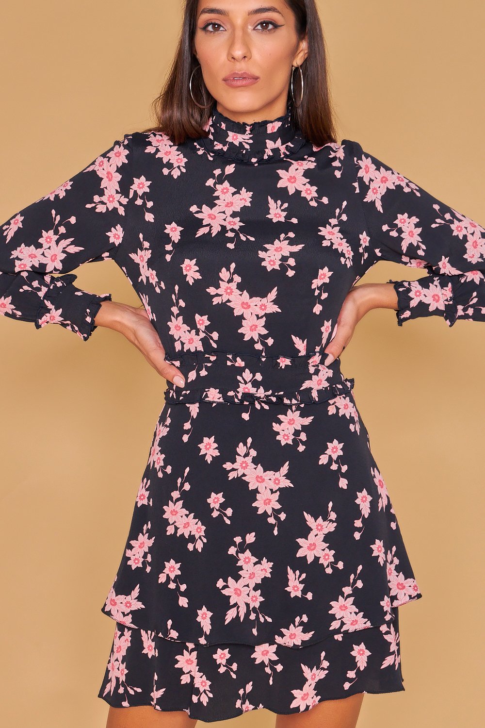 Vestido estampado cuello alto - Negro
