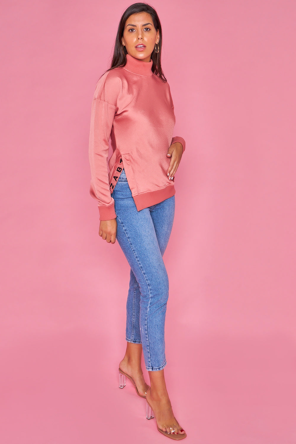 Blusa rosa tela brillante