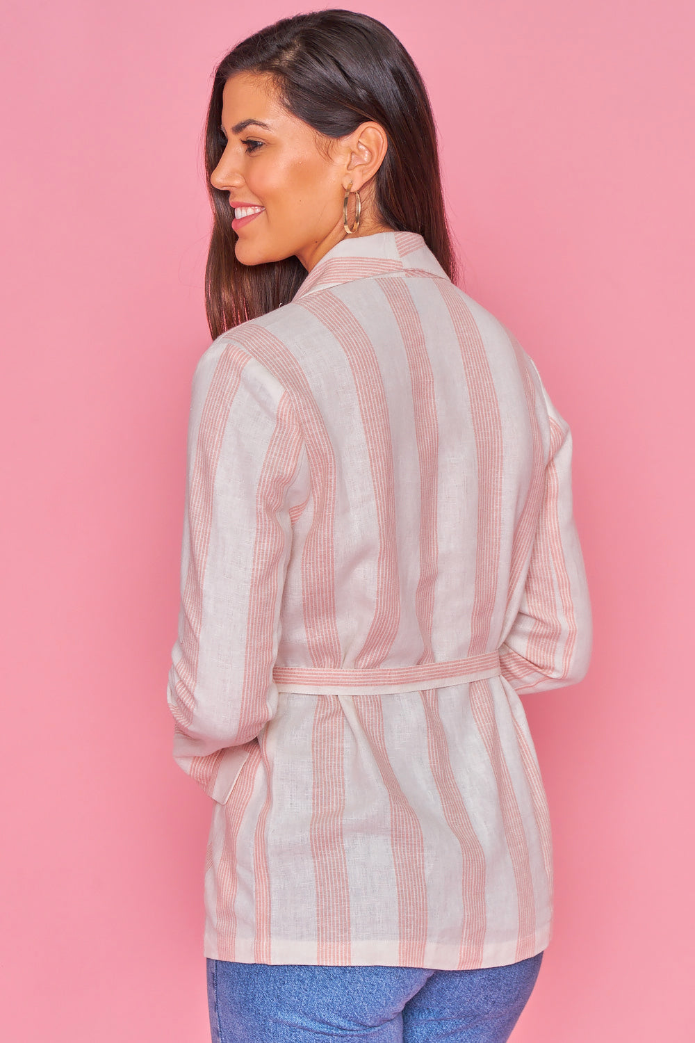 Blazer de rayas rosas y blancas