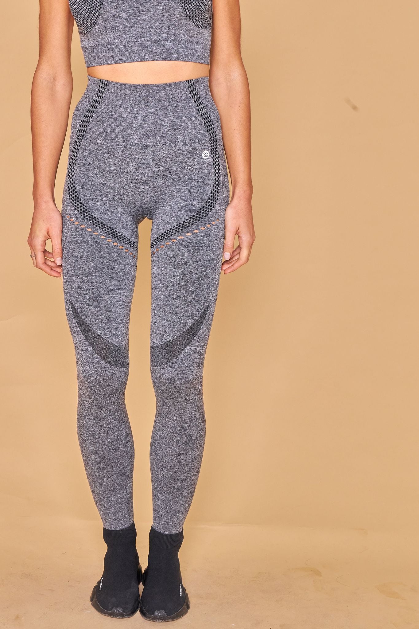 Halasana Seamless Leggings - Dark Grey