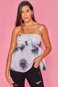 Blusa con lazo en pecho estampada azul celeste