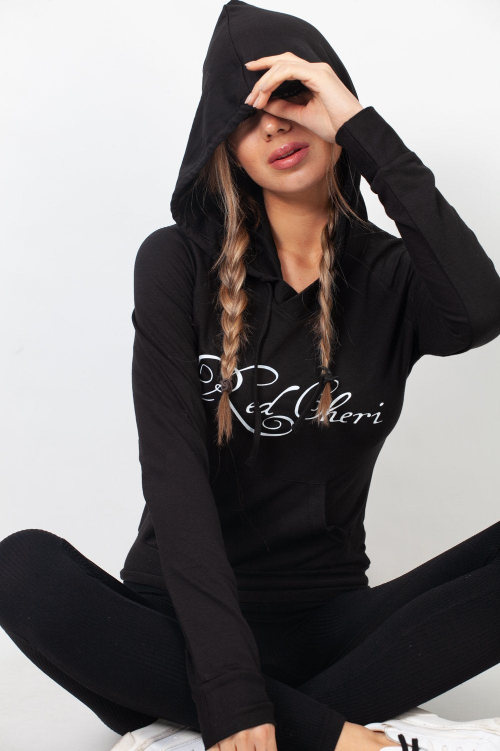 Red Cheri Everyday Sudaderas con capucha Negro