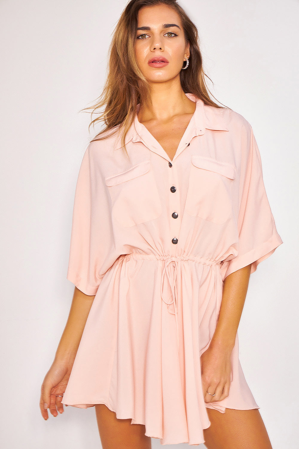 vestido estilo camisa rosa